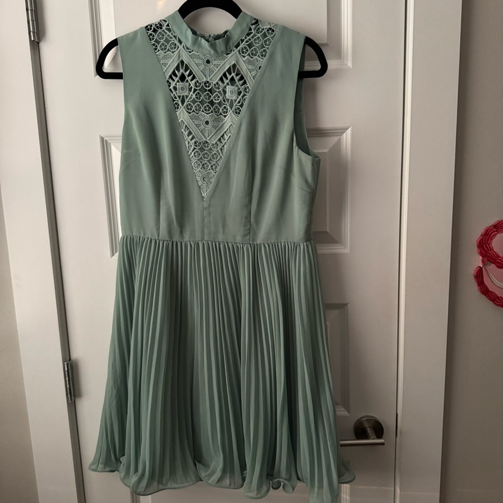 ASOS Design High Neck Pleated Mini Dress with Lace Inserts
Size 10